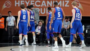 Anadolu Efes, Panathinaikos deplasmanında