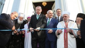 Demir Kilise'nin açılışı kurdele kesilerek gerçekleştirildi
