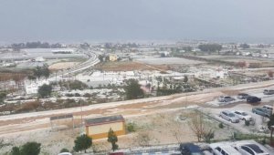 Dolu Anamur'u beyaza bürüdü