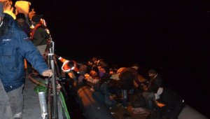 İzmir'de 71 düzensiz göçmen yakalandı