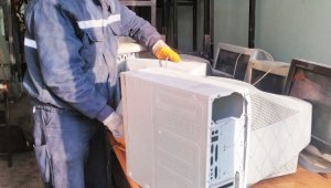 İzmit'te bir yılda 15 ton 220 kilogram elektronik atık toplandı