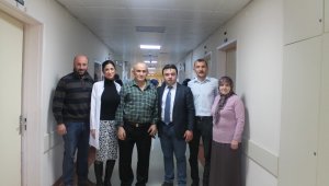 Parkinson Hastaları beyin pili ameliyatı ile yaşama bağlanıyor