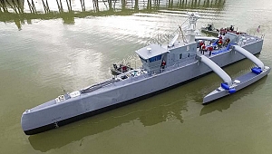 Drone Gemi "Sea Hunter", Amerikan Donanmasına katıldı