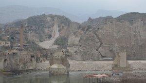 Hasankeyf'te 7 tarihi eser taşınacak