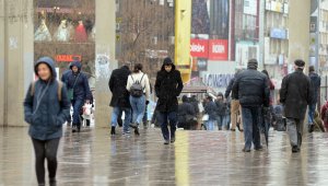 Kar yağışı İstanbul'u etkisi altına aldı