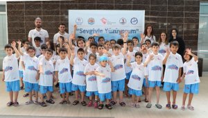 'Sevgi ile Yüzüyorum Projesi' başladı