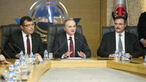 TÜBİTAK'ta devir teslim