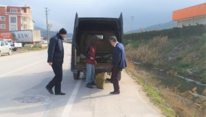 Gemlik zabıtası kaçak midye avına geçit vermiyor
