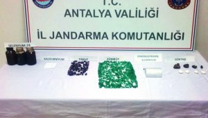 Antalya'da 20 milyon dolarlık füze yapımında kullanılan selenyum-74 ile zenginleştirilmiş alüminyum ele geçirildi