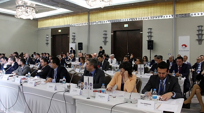 Özlü: "Yerli otomobil, sadece teknolojik bir ürün olmakla kalmayacak, bütün dijital trendlere de cevap verecek"