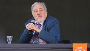 Prof. Dr. İlber Ortaylı: "Türk öğretmen dünyasında en zayıf kategori tarih öğretmenleridir"