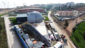 Türkiye'nin en büyük uzay evi İzmit'te yükseliyor