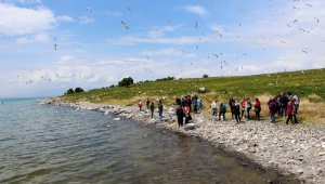 Van'ın güzellikleri doğa tutkunlarını mest etti