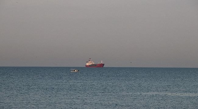 Sivriada açıklarında kuru yük gemisiyle çarpışan LPG Tankeri M/T GAMMAGAS Küçükçekmece'ye getirildi