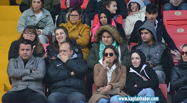 Isparta'da rekor seyirci