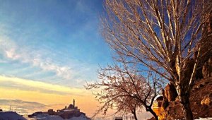 Ağrı'da kış manzarası göz kamaştırıyor