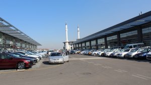 Araç fiyatlarında düşüş devam ediyor