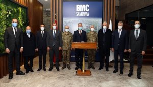 Bakan Akar, Fırtına obüsüne kaynak yaptı