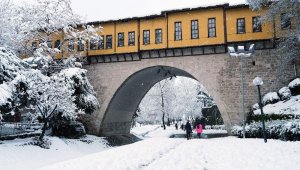 Bursa'ya kar geri geliyor