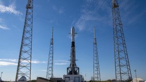 SpaceX'in uzaya tek seferde 143 uydu gönderme görevi ertelendi