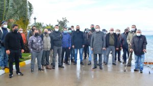 Tekneleri parçalanan balıkçılar barınak istiyor