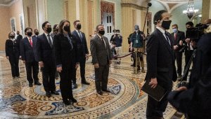 Trump hakkında hazırlanan azil maddesi Senato'ya gönderildi