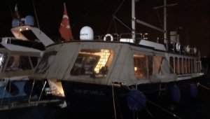 İstanbul Boğazı'nda yattaki doğum günü partisine baskın