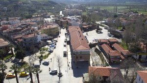 Gökçeada'da artan korona virüs nedeniyle 5 okulda yüz yüze eğitime ara verildi