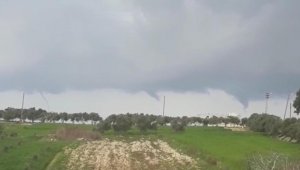 Hatay'da açıklarında 3 hortum çıktı