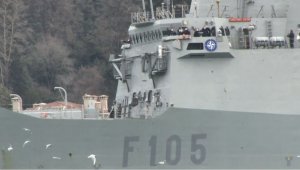 İspanya savaş gemisi İstanbul Boğazı'ndan geçti