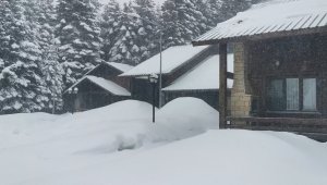 Uludağ'a mart karı yağdı