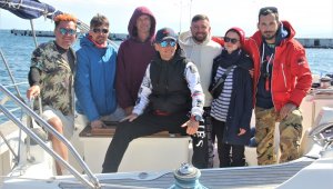 Seyahat kısıtlamasına rağmen sezonun ilk Rus turistleri Sinop'a geldi