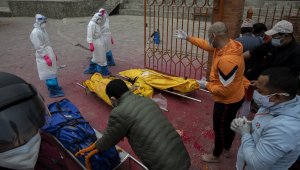 Nepal'den dağcılara çağrı: "Oksijen tüplerini geri getirin"