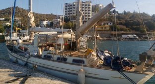 Özel tekne karaya oturdu, göçmen kaçakçısı yakalandı!