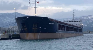 Yük gemisinin Rus uyruklu mürettebatı denize düşerek kayboldu!
