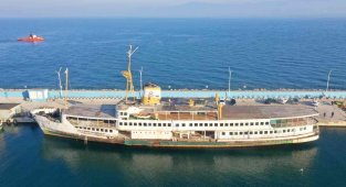 Otantik Gemi Otel, İstanbul'a uğurlandı